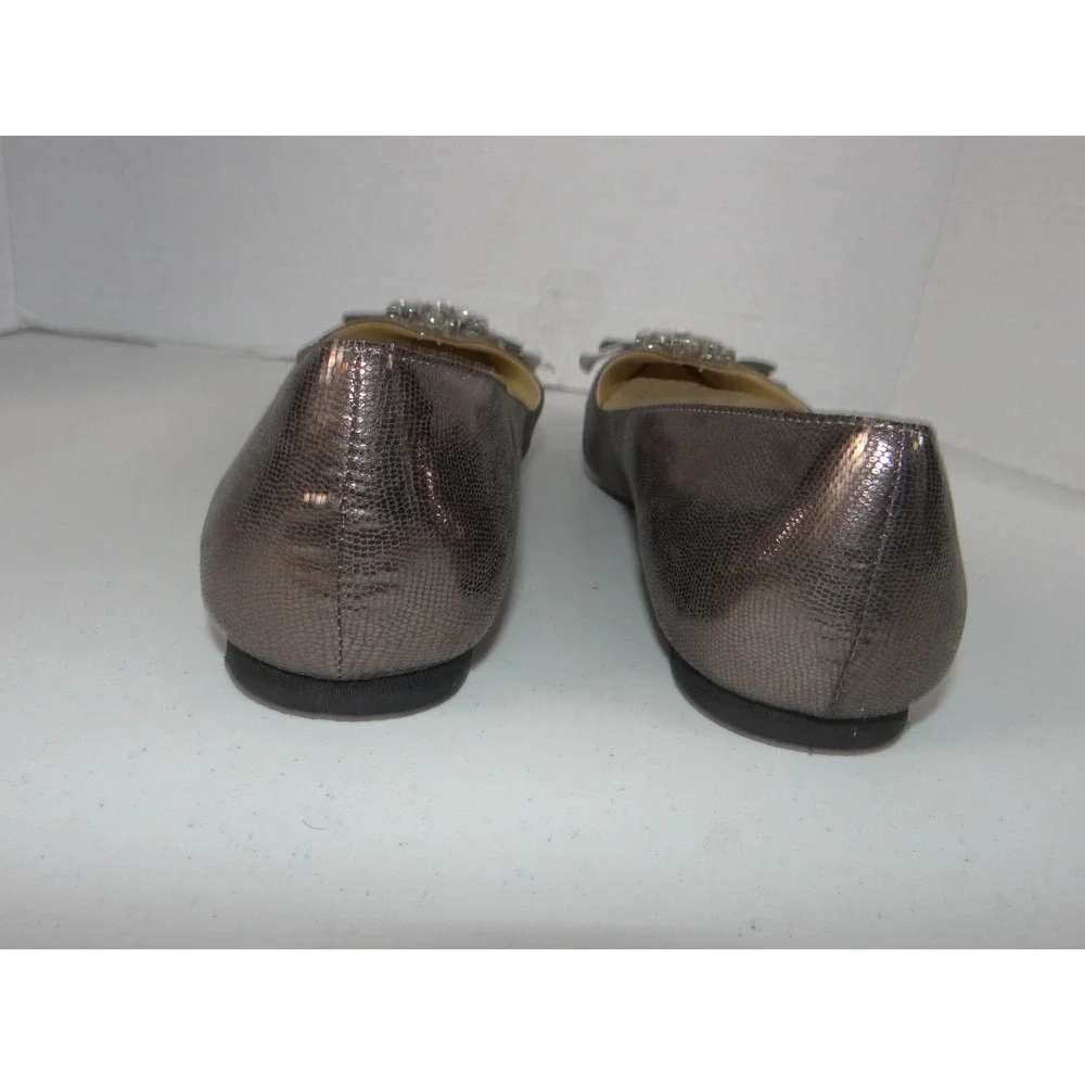 Adrienne Vittadini Womens Pewter Metallic Snakeskin Crystal Bow Flats Size 10